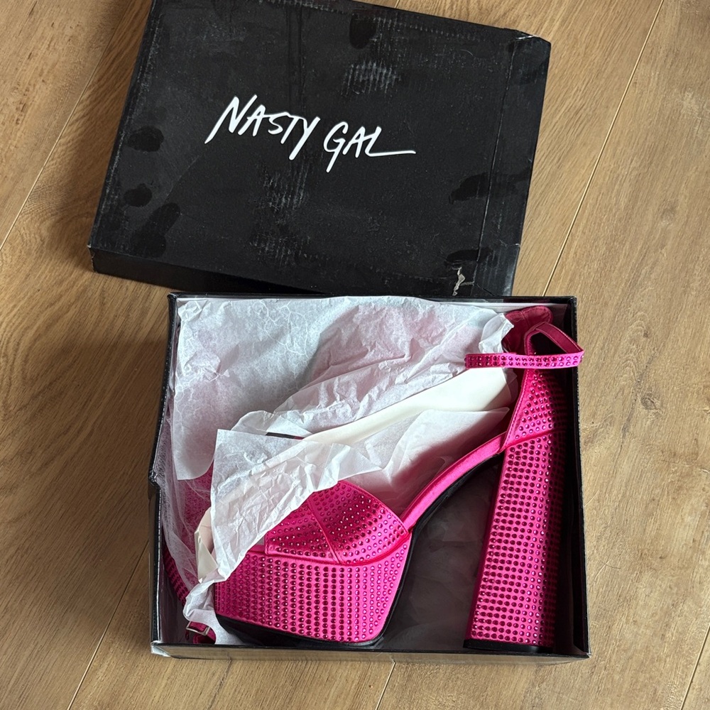 Nasty Gal Fuchsia Platform Heels